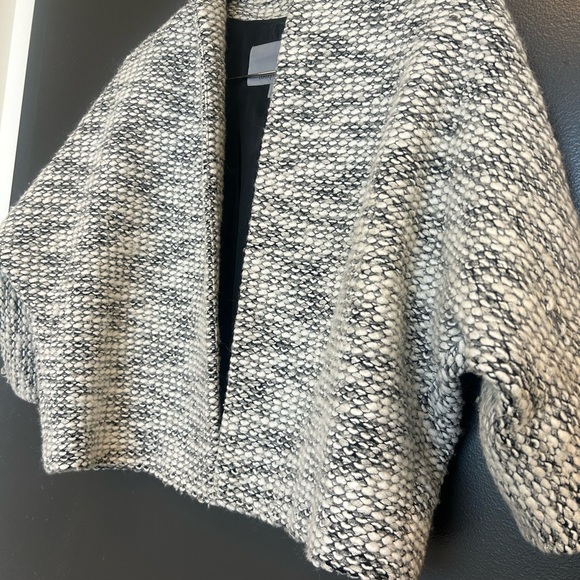 Classiques Entier XS Wool very oversized blazer in good condition- fits M - Picture 13 of 13